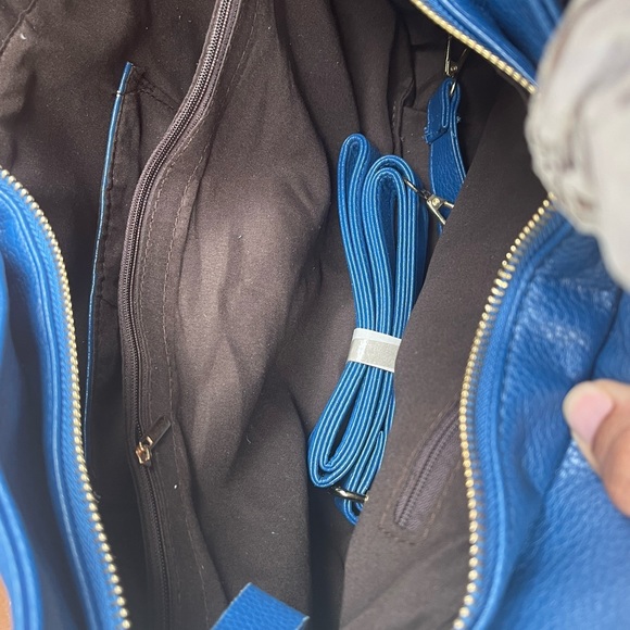 Beautiful Cobalt Blue Handbag - Picture 5 of 7